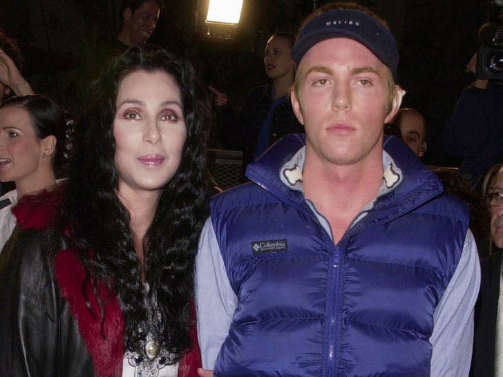 f92a6061ca6c4e32844948636af4f9b8_md Cher and son Elijah Blue