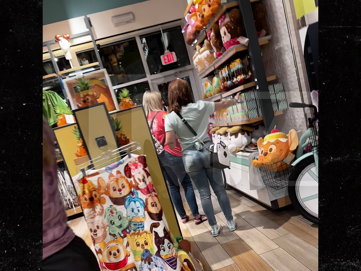 042323  Casey Anthony photos - tmz 5