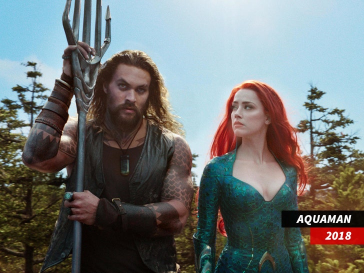 fdf7891b7b994b79b4f5d8fda4f4b9f1_md aquaman