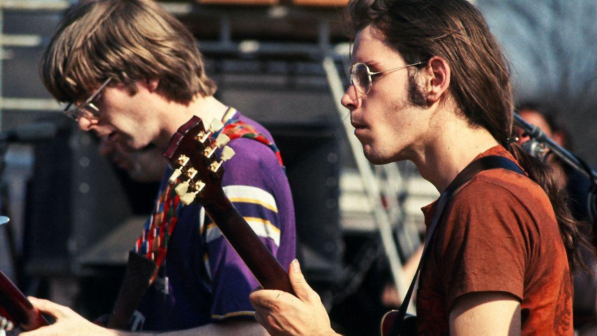Phil Lesh agreed with Garcia that Ron 'Pigpen' McKernan and Weir were not keeping up musically in 1968.