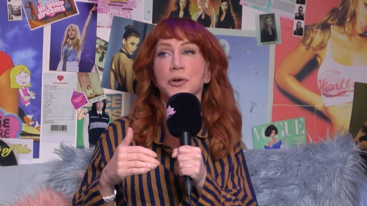 image of She also encouraged fans to engage with neighbors about political affiliations.