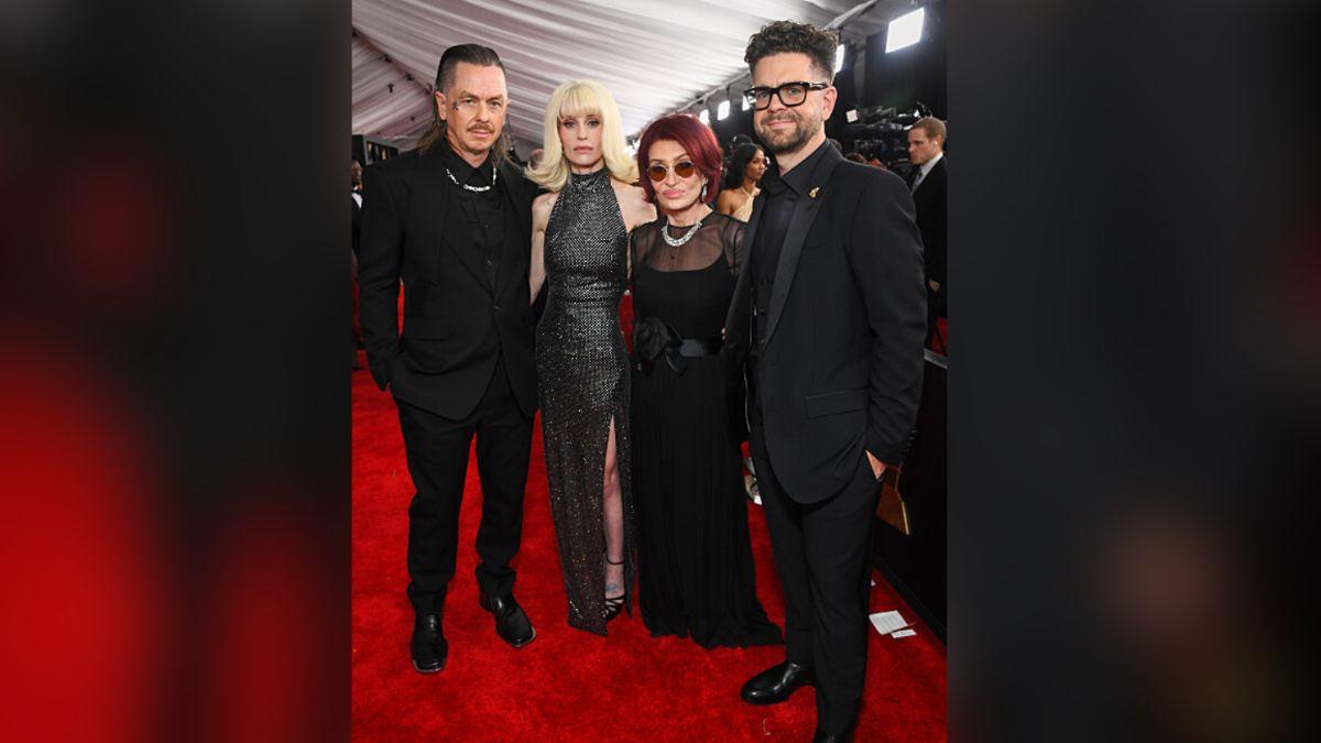kelly-osbourne-weight-loss-grammys-1770003945694 Photo of Osbourne Family