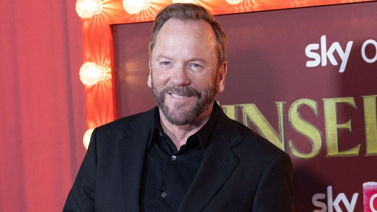 kiefer-sutherland-arrest-history-a-complete-timeline-2-1768777090443 Photo of Kiefer Sutherland