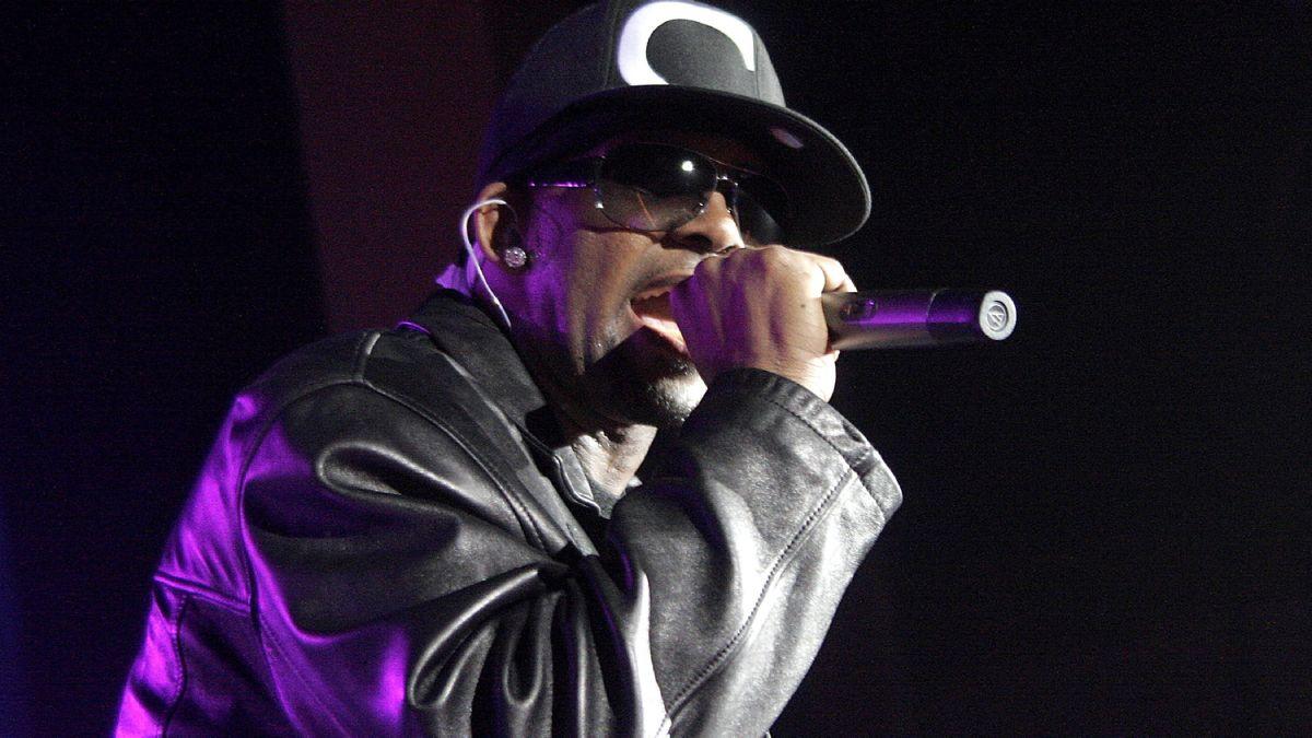 reshona-landfair-r-kelly-jane-doe-memoir-abuse-virginity-1770055525951 Photo of R. Kelly