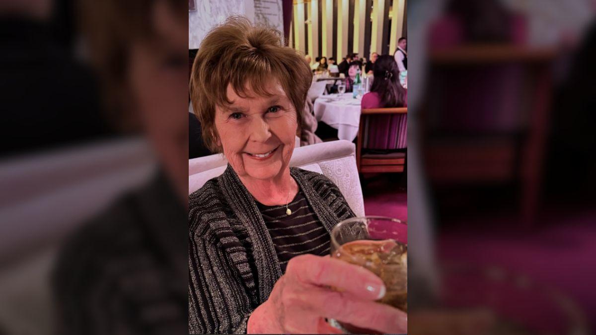 savannah-guthrie-kidnap-horror-ailing-moms-abduction-3-1771319346747 Retired police chief Mike Jones said it would likely take more than one suspect to remove Nancy from her home due to her mobility issues.