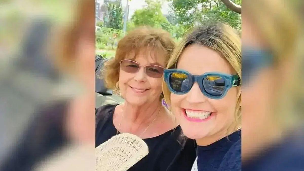 savannah-guthrie-mother-abducted-blood-found-inside-home-3-1770130088679 Photo of Nancy and Savannah Guthrie