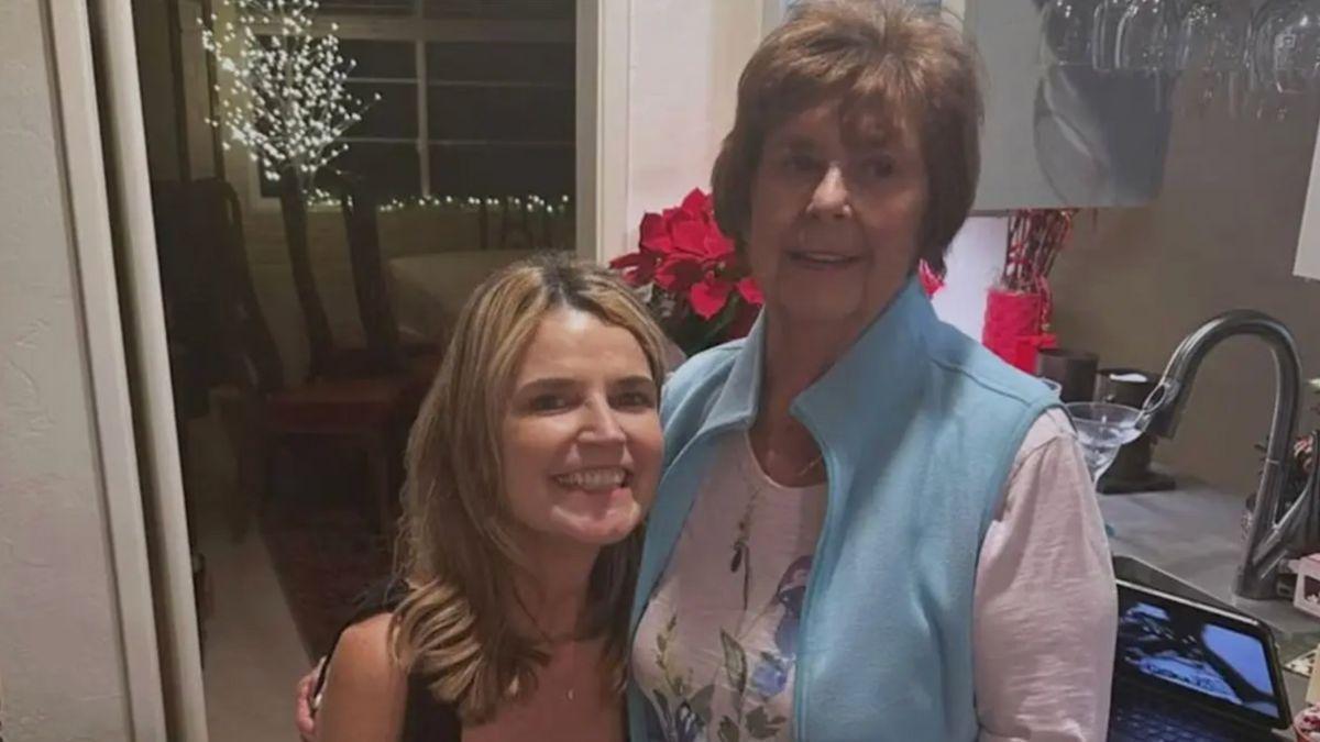 Photo of Savannah Guthrie and mom Nancy