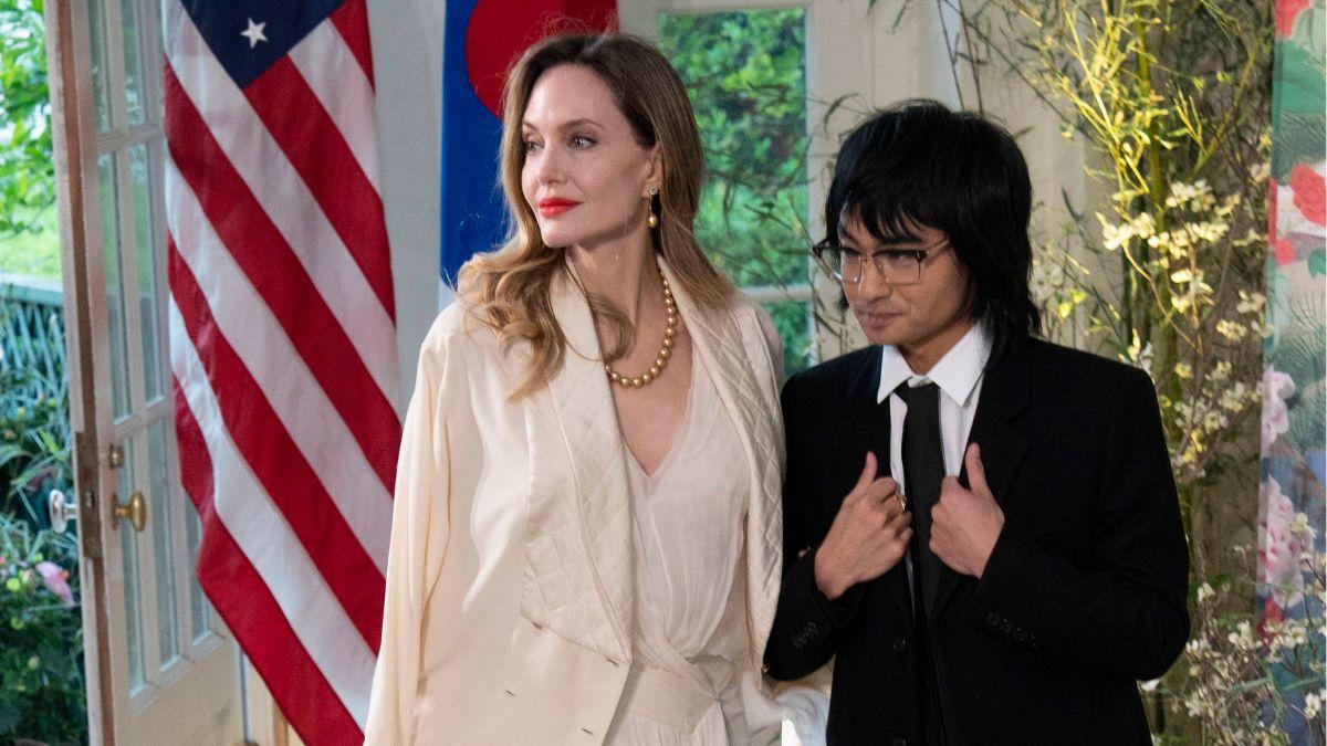 Photo of Angelina Jolie, Maddox